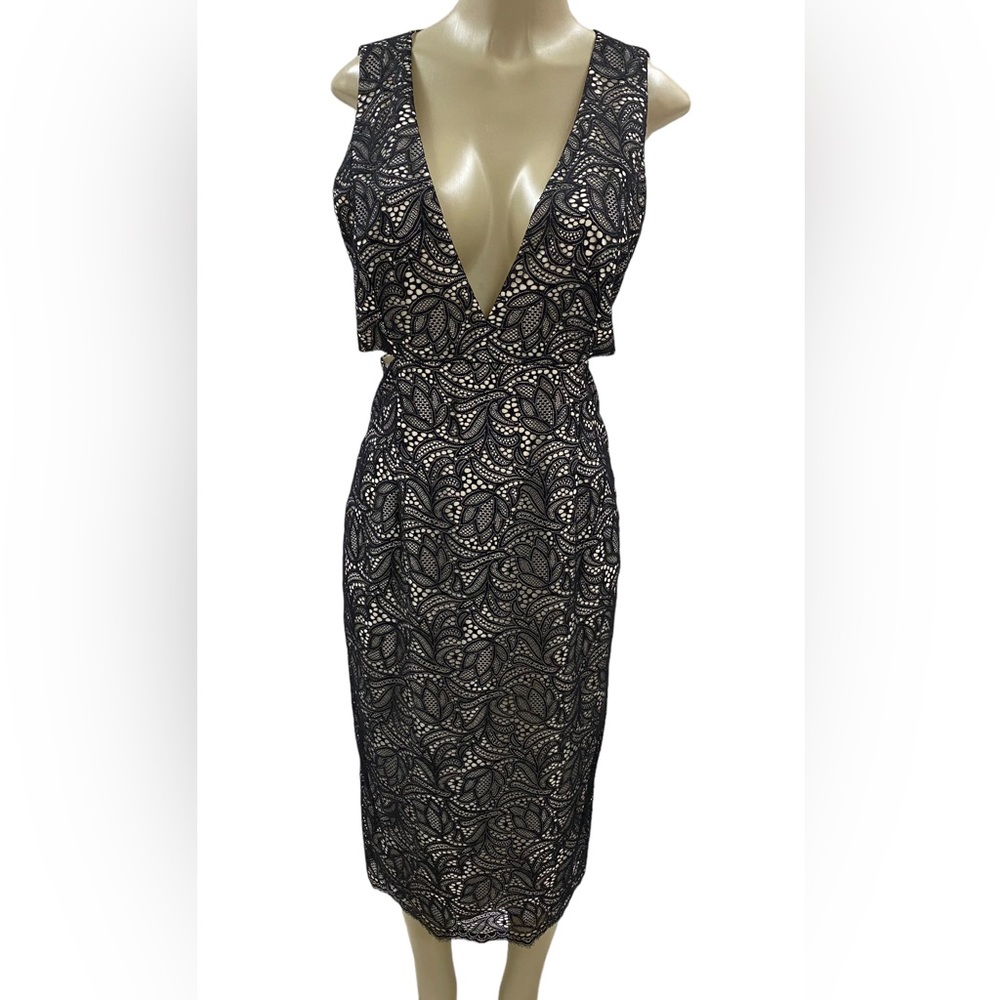Alice + Olivia lace sheath dress size 12